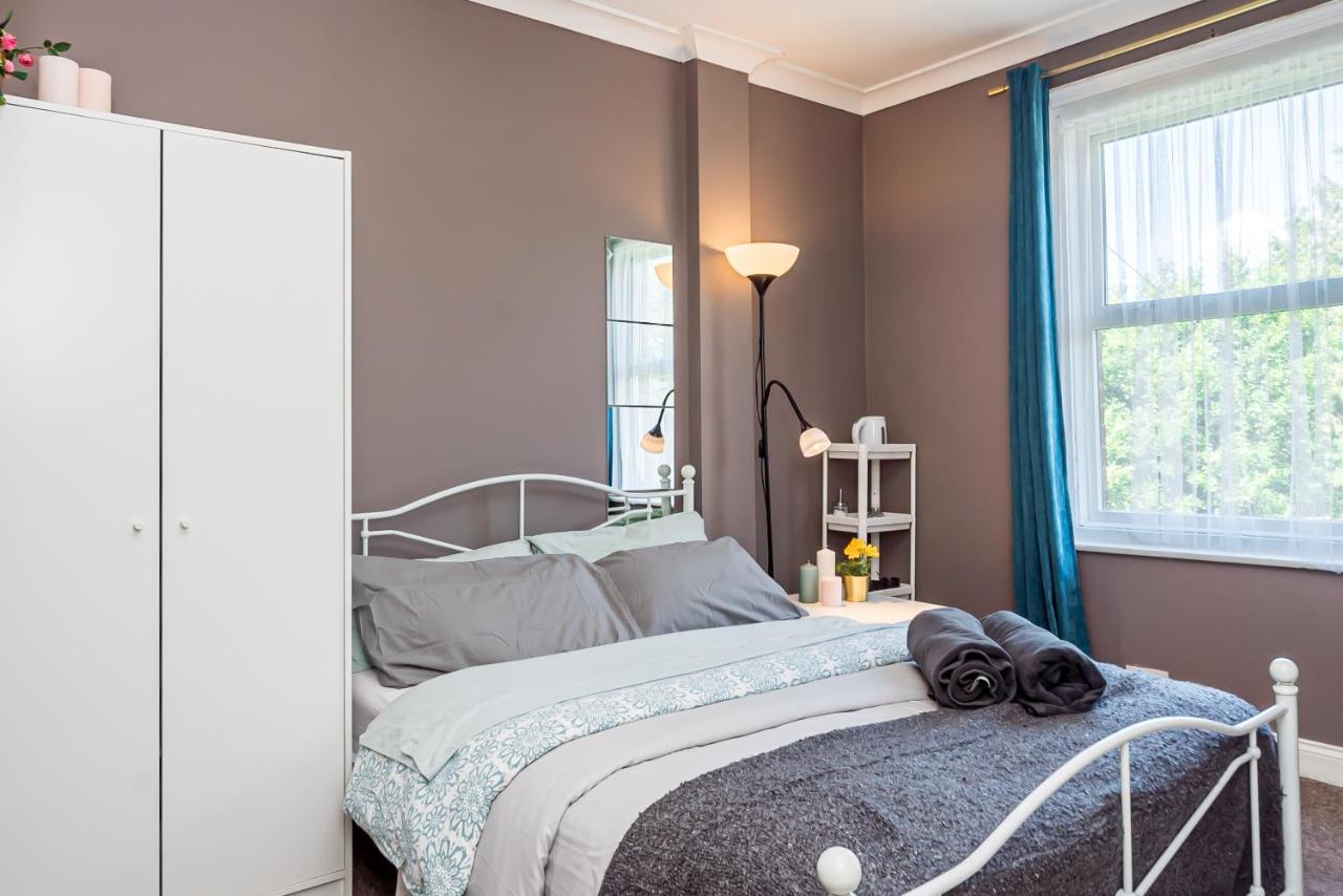 Shirley House 1, Guest House, Self Catering, Self Check In With Smart Locks, Use Of Fully Equipped Kitchen, Walking Distance To Southampton Central, Excellent Transport Links, Ideal For Longer Stays Экстерьер фото