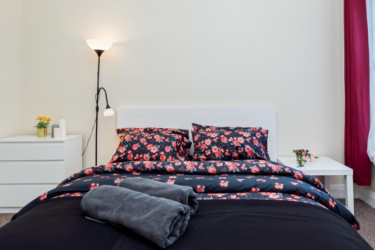Shirley House 1, Guest House, Self Catering, Self Check In With Smart Locks, Use Of Fully Equipped Kitchen, Walking Distance To Southampton Central, Excellent Transport Links, Ideal For Longer Stays Экстерьер фото