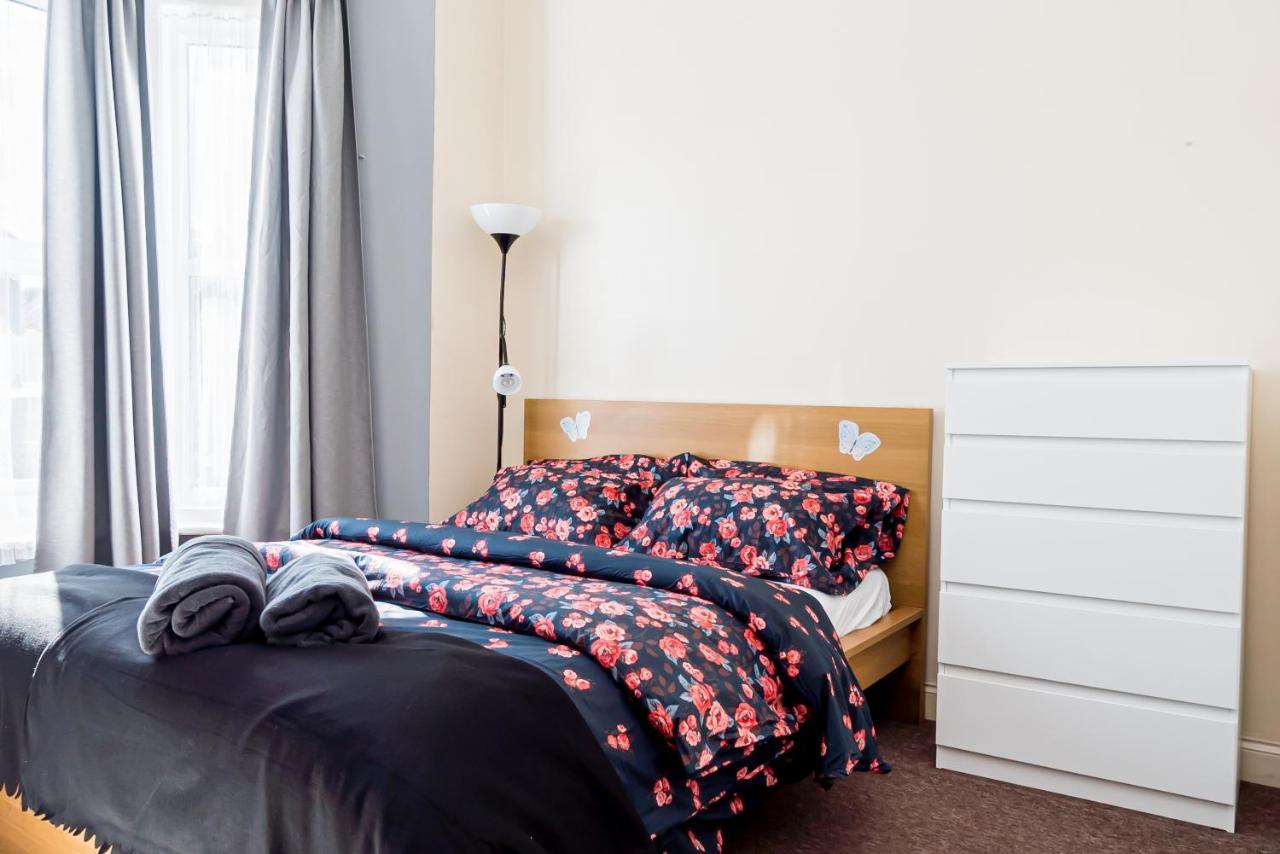 Shirley House 1, Guest House, Self Catering, Self Check In With Smart Locks, Use Of Fully Equipped Kitchen, Walking Distance To Southampton Central, Excellent Transport Links, Ideal For Longer Stays Экстерьер фото