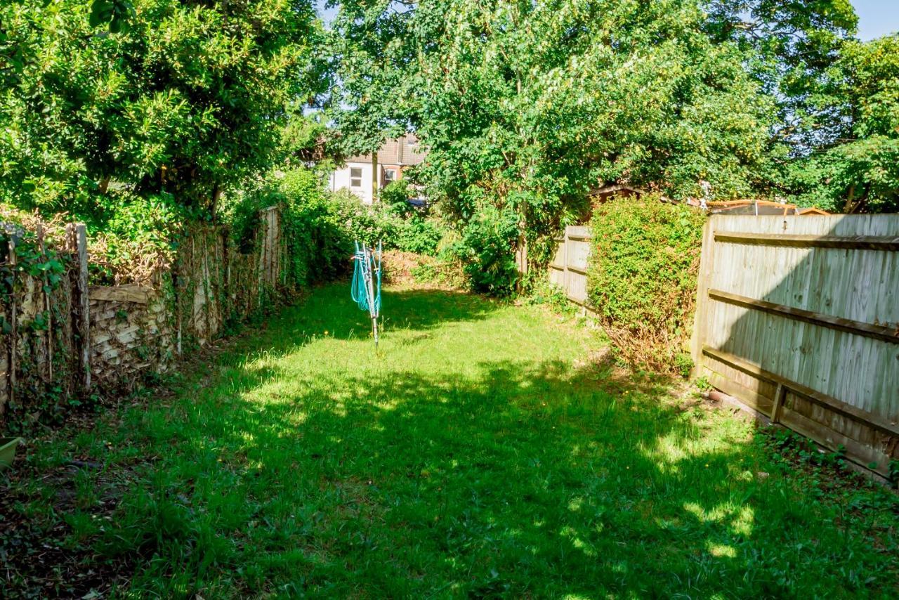 Shirley House 1, Guest House, Self Catering, Self Check In With Smart Locks, Use Of Fully Equipped Kitchen, Walking Distance To Southampton Central, Excellent Transport Links, Ideal For Longer Stays Экстерьер фото