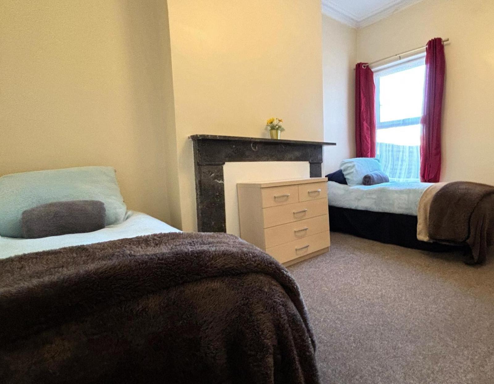 Shirley House 1, Guest House, Self Catering, Self Check In With Smart Locks, Use Of Fully Equipped Kitchen, Walking Distance To Southampton Central, Excellent Transport Links, Ideal For Longer Stays Экстерьер фото